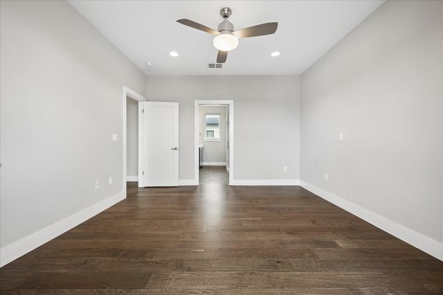 5006 Pecan Springs RD 6, Austin, TX 78723