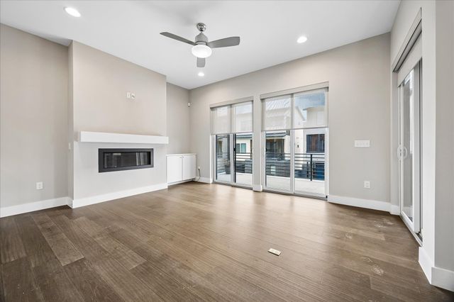 5006 Pecan Springs RD 6, Austin, TX 78723