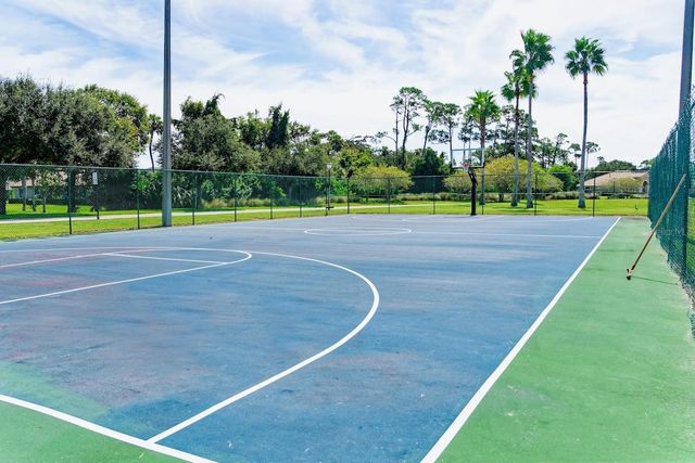 14 HERON DRIVE, Palm Coast, FL 32137