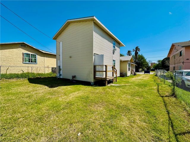 1507 7th St, Corpus Christi, TX 78404