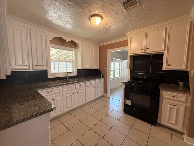 5424 Nightingale Drive, Houston, TX 77017
