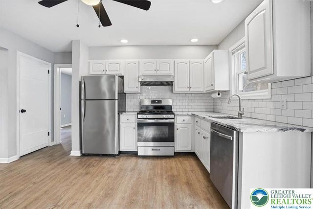 5528 Elmwood Street, Pocono Twp, PA 18372