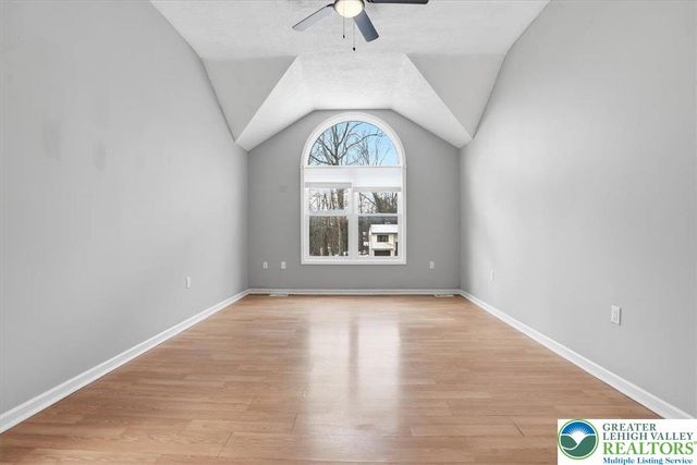 5528 Elmwood Street, Pocono Twp, PA 18372