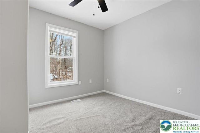 5528 Elmwood Street, Pocono Twp, PA 18372