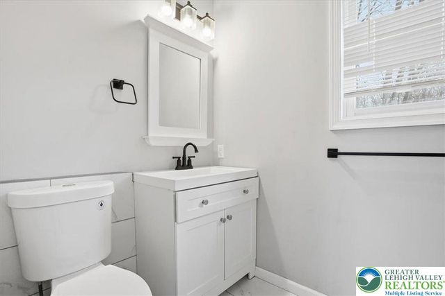 5528 Elmwood Street, Pocono Twp, PA 18372