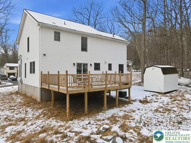 5528 Elmwood Street, Pocono Twp, PA 18372