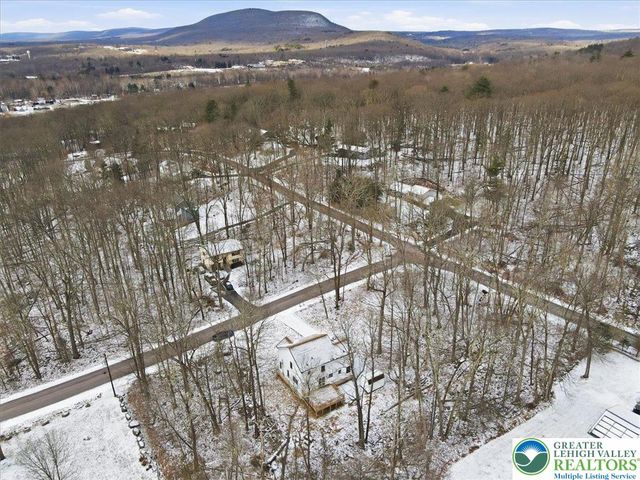 5528 Elmwood Street, Pocono Twp, PA 18372