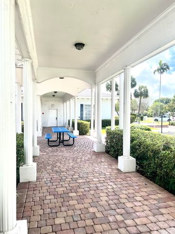 2261 NE 67th Street 1831, Fort Lauderdale, FL 33308