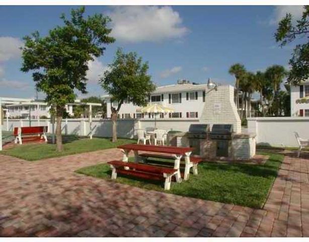 2261 NE 67th Street 1831, Fort Lauderdale, FL 33308