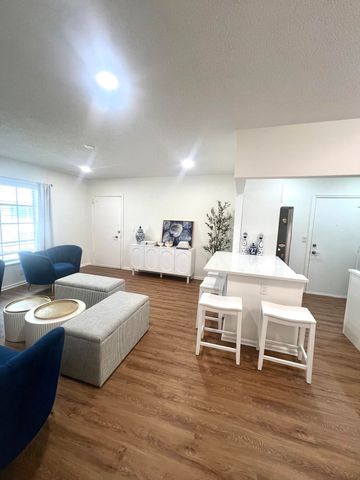 2261 NE 67th Street 1831, Fort Lauderdale, FL 33308