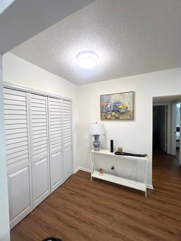 2261 NE 67th Street 1831, Fort Lauderdale, FL 33308