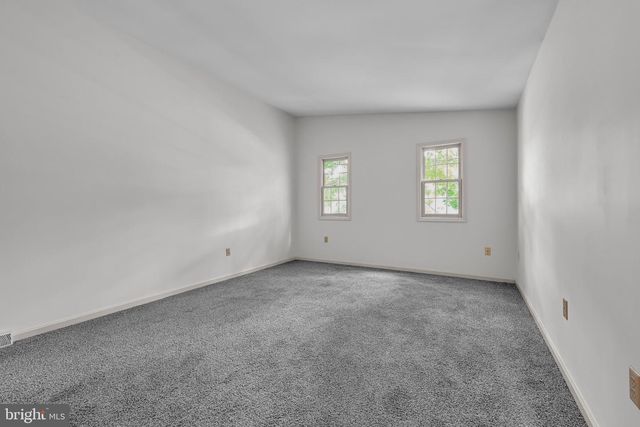 2086 WALNUT ST, Lebanon, PA 17042