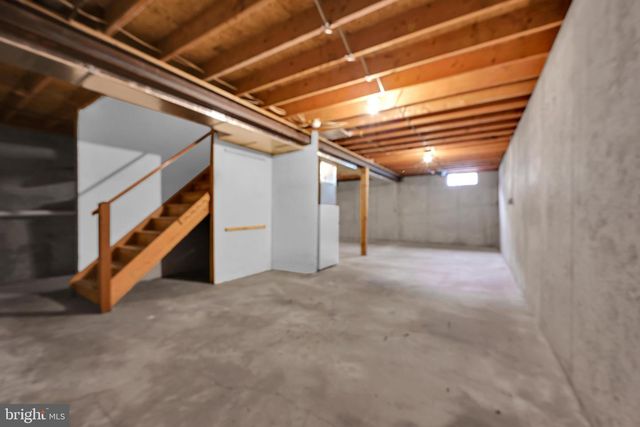 2086 WALNUT ST, Lebanon, PA 17042
