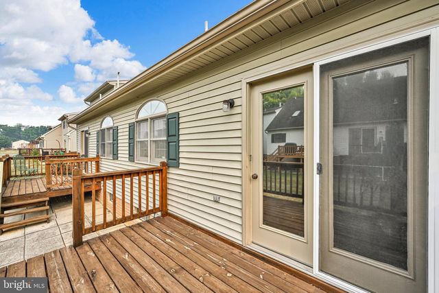 2086 WALNUT ST, Lebanon, PA 17042