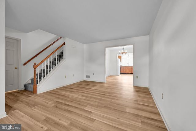 2086 WALNUT ST, Lebanon, PA 17042