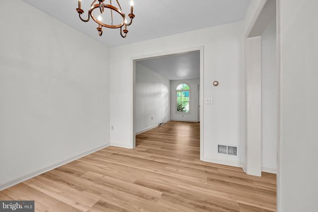 2086 WALNUT ST, Lebanon, PA 17042