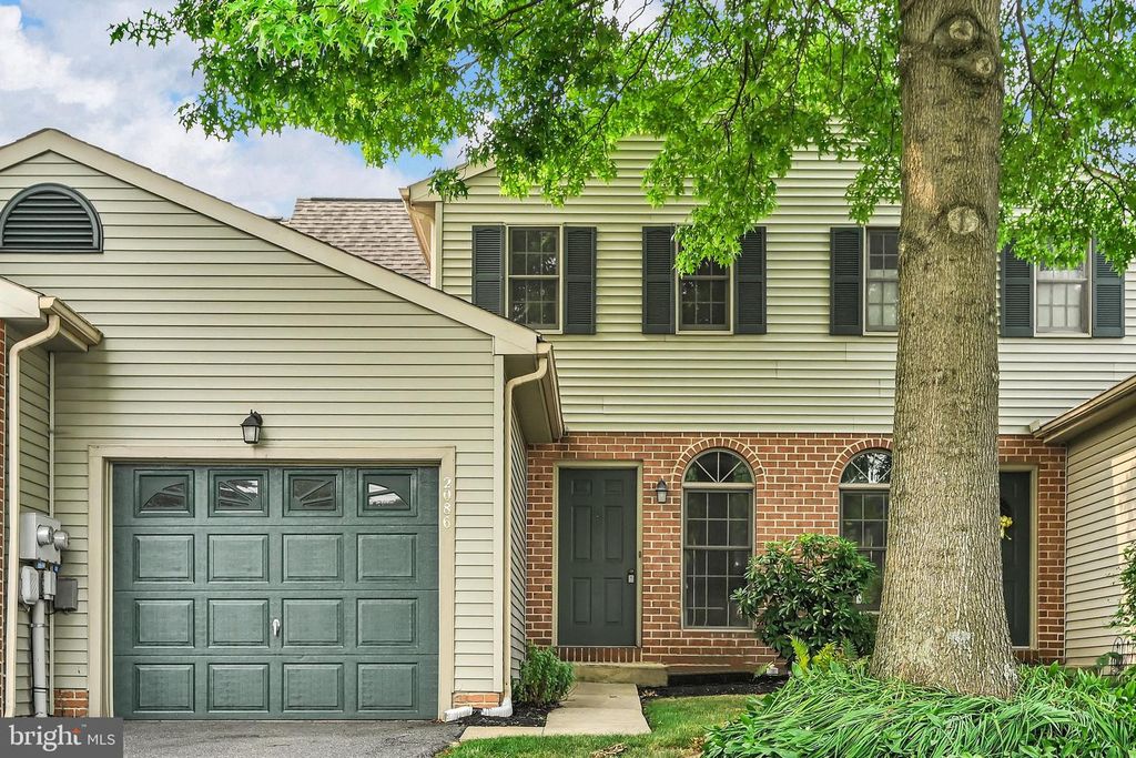 2086 WALNUT ST, Lebanon, PA 17042
