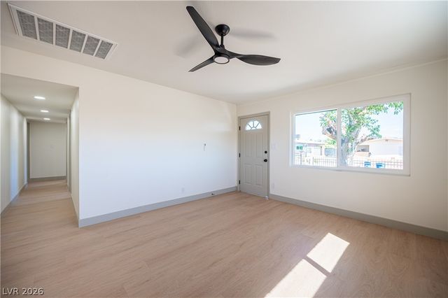 5225 Carmen Boulevard, Las Vegas, NV 89108