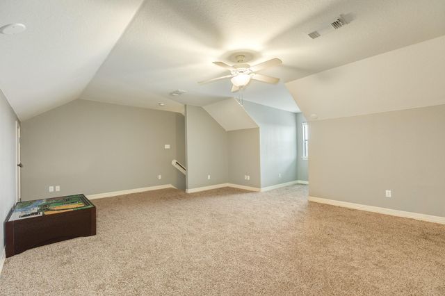 207 Hancock Street, Clute, TX 77531