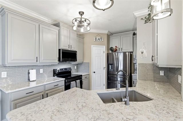 8408 SHALLOW CREEK COURT, New Port Richey, FL 34653