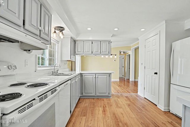114 Royal Oak Drive, Hampstead, NC 28443