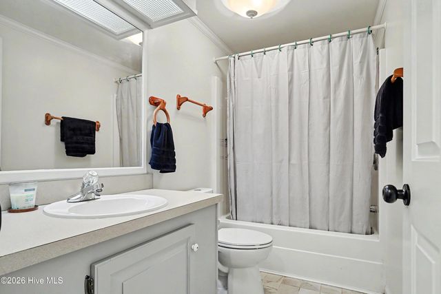 114 Royal Oak Drive, Hampstead, NC 28443