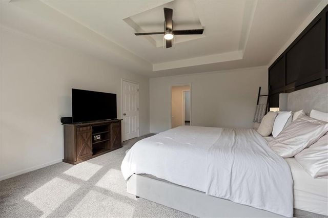 7324 N Manchester Avenue, Kansas City, MO 64158