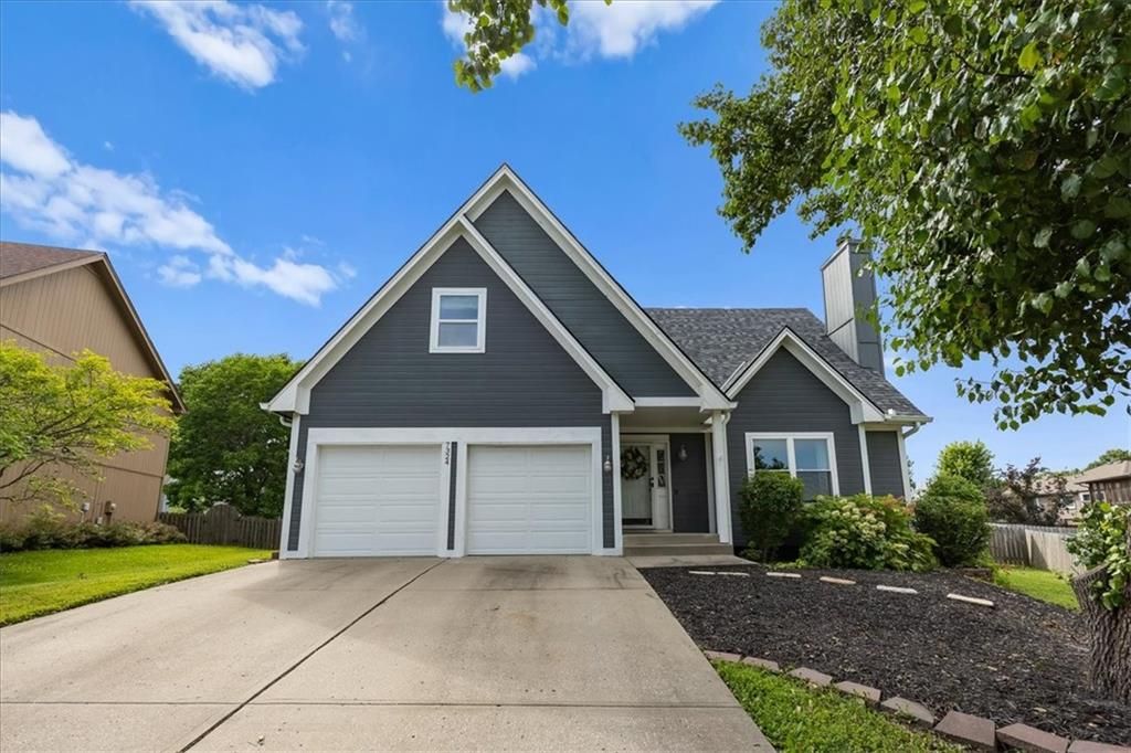7324 N Manchester Avenue, Kansas City, MO 64158