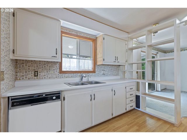 6900 Sw 195TH Ave 210, Beaverton, OR 97007