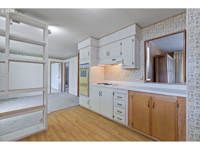 6900 Sw 195TH Ave 210, Beaverton, OR 97007