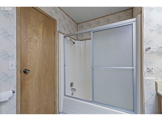 6900 Sw 195TH Ave 210, Beaverton, OR 97007
