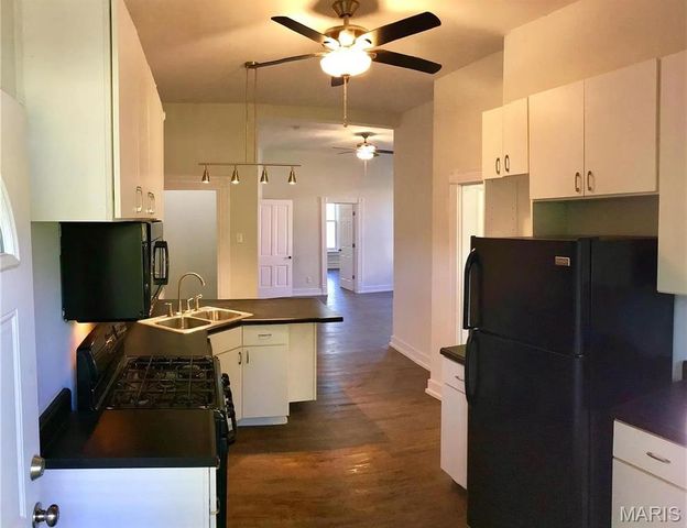 2646 Geyer Avenue, St Louis, MO 63104