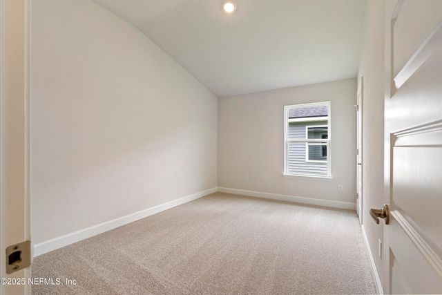 8310 HELMSLEY Boulevard, Jacksonville, FL 32219