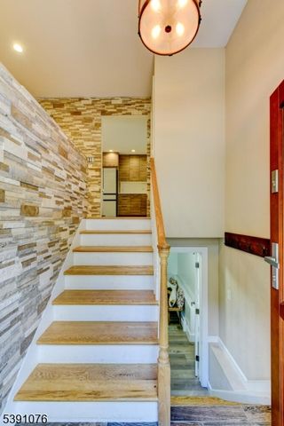 204 Gilbert Ave, Elmwood Park Boro, NJ 07407