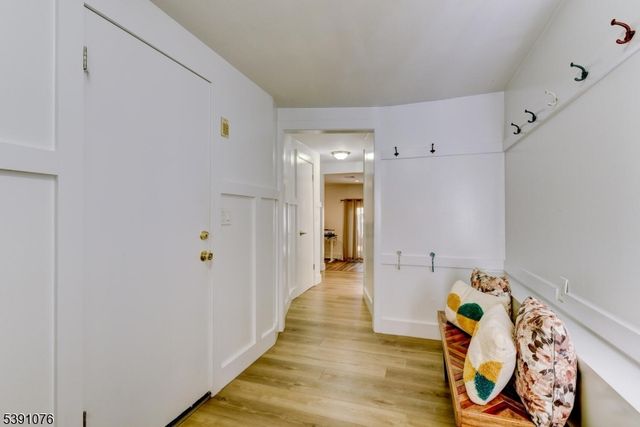 204 Gilbert Ave, Elmwood Park Boro, NJ 07407