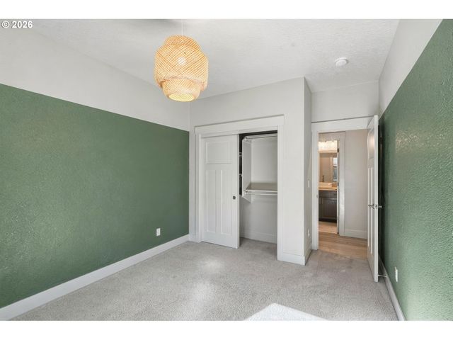 4100 Ne 49TH Ave, Vancouver, WA 98661