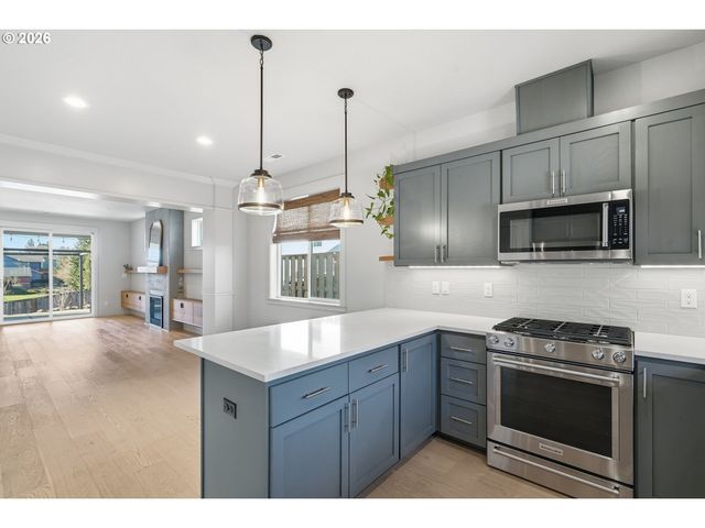 4100 Ne 49TH Ave, Vancouver, WA 98661