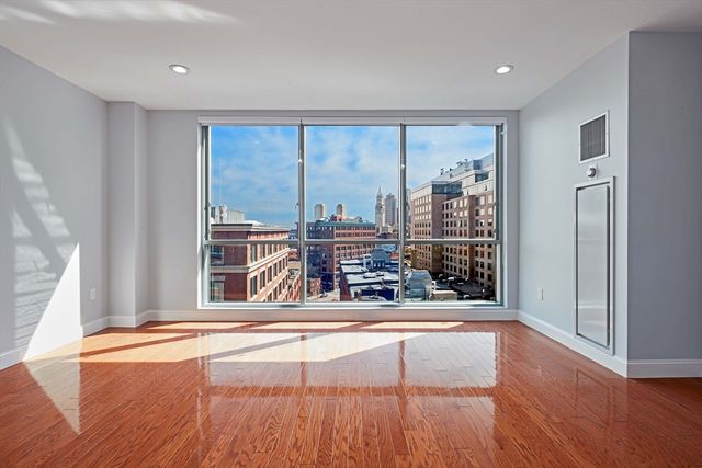 234 Causeway St U819, Boston, MA 02114