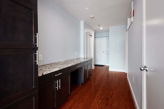 234 Causeway St U819, Boston, MA 02114