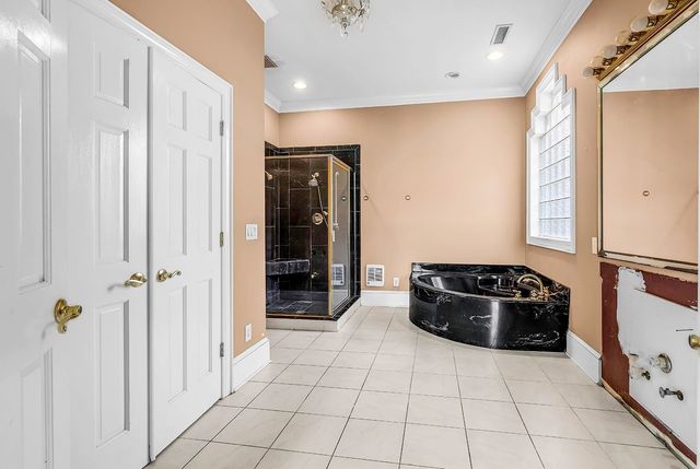 8100 N Ocean Blvd., Myrtle Beach, SC 29572
