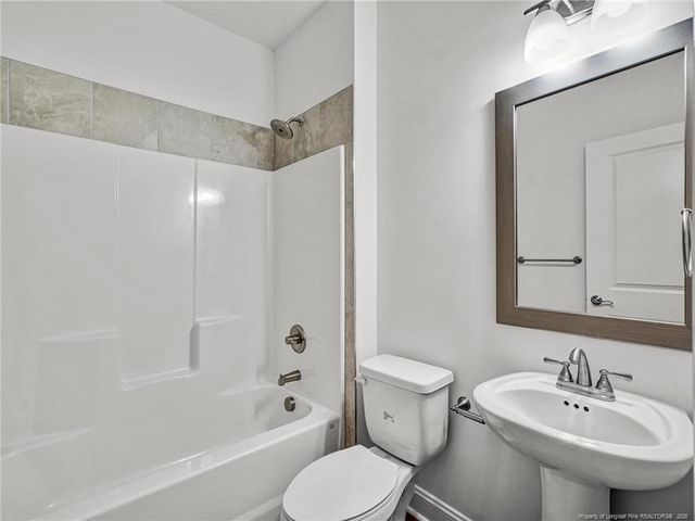 114 Kingwood Drive, Lillington, NC 27546