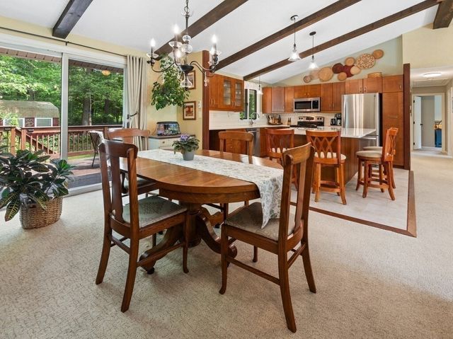 190 Stafford St, Charlton, MA 01507