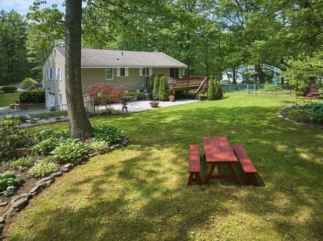 190 Stafford St, Charlton, MA 01507