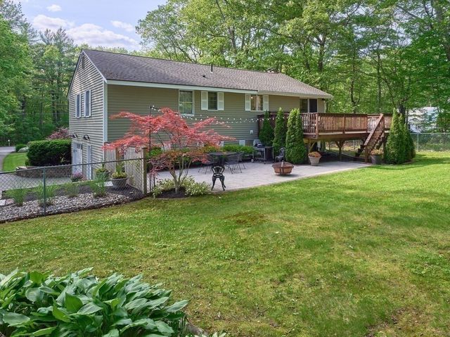 190 Stafford St, Charlton, MA 01507