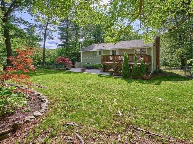 190 Stafford St, Charlton, MA 01507