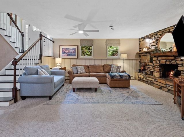 190 Stafford St, Charlton, MA 01507