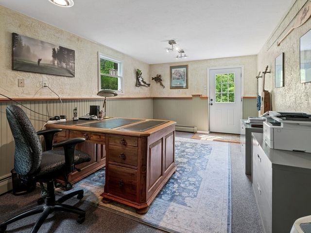 190 Stafford St, Charlton, MA 01507