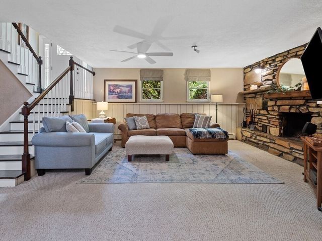 190 Stafford St, Charlton, MA 01507