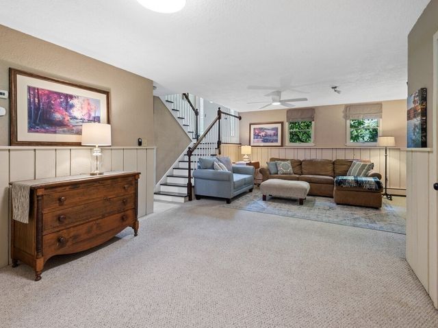 190 Stafford St, Charlton, MA 01507