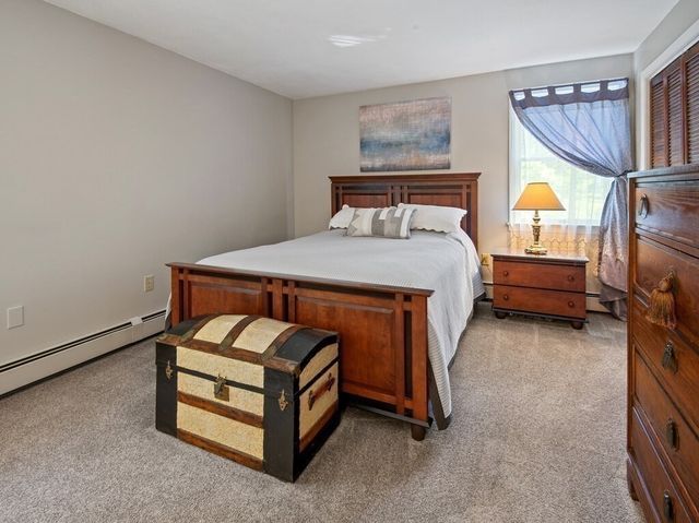 190 Stafford St, Charlton, MA 01507